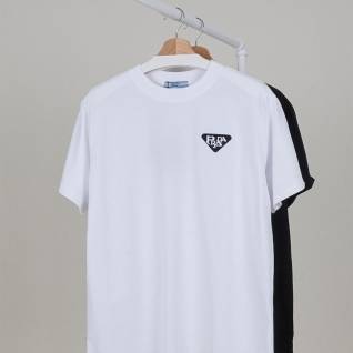 프라다 레플리카 뉴 플러피 삼각 로고 코튼 오버핏 반팔 티셔츠 | 명품 레플리카